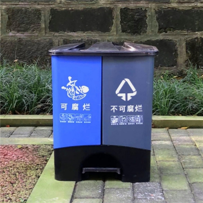 重庆双胞胎垃圾桶